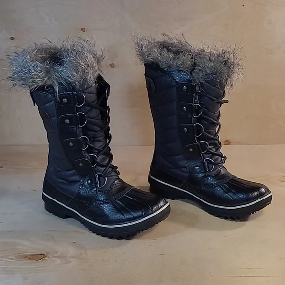 Sorel Tofino II Quilted 100g Insulated Waterproof Winter Boots - Picture 2 of 13